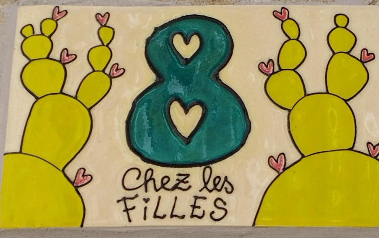 مبيت وإفطار Dions Chez Les Filles المظهر الخارجي الصورة